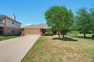 315 Floating Leaf Dr, Hutto, TX 78634 - Photo 5