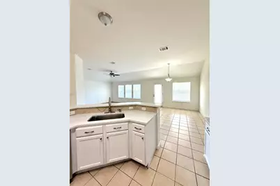 107 Desert Highlands Trail, Round Rock, TX 78665 - Photo 17