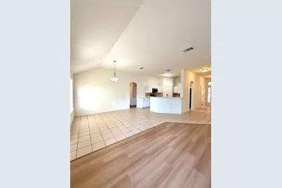 107 Desert Highlands Trail, Round Rock, TX 78665 - Photo 11