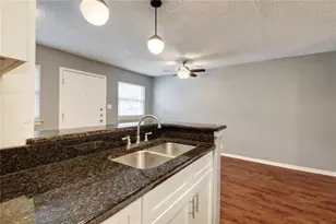 2401 Manor Rd, Austin, TX 78722 - Photo 5