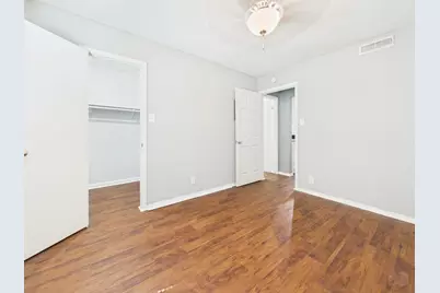 2401 Manor Road #127, Austin, TX 78722 - Photo 5