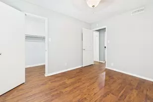 2401 Manor Rd, Austin, TX 78722 - Photo 5