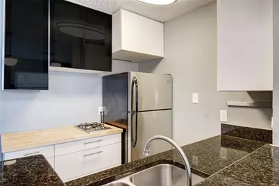 2401 Manor Road #127, Austin, TX 78722 - Photo 5