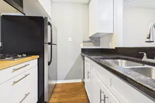 2401 Manor Rd, Austin, TX 78722 - Photo 3