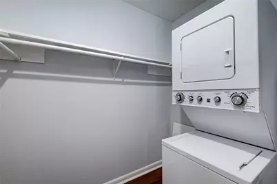 2401 Manor Road #127, Austin, TX 78722 - Photo 11