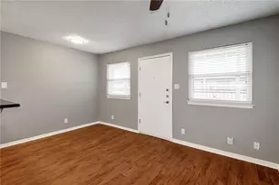 2401 Manor Rd, Austin, TX 78722 - Photo 11