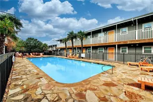 2401 Manor Rd, Austin, TX 78722 - Photo 9