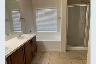 125 Camelia Parkway, Kyle, TX 78640 - Photo 9