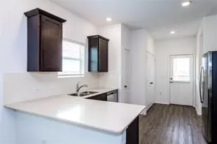 7305 Spotted Leaf Wy, Del Valle, TX 78617 - Photo 5
