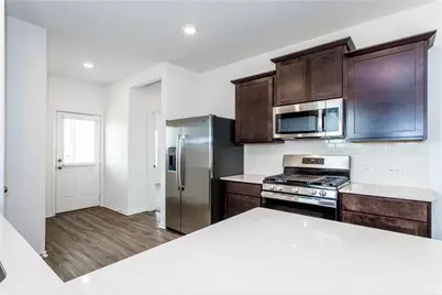 7305 Spotted Leaf Way, Del Valle, TX 78617 - Photo 9
