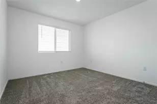 7305 Spotted Leaf Wy, Del Valle, TX 78617 - Photo 19