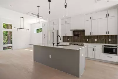 2609 Davis Lane #1, Austin, TX 78745 - Photo 11