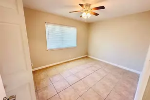 4748 Suburban Dr, Austin, TX 78745 - Photo 11
