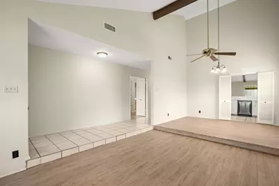7302 Sevilla Drive, Austin, TX 78752 - Photo 5