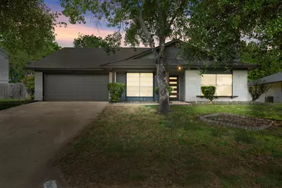 7302 Sevilla Drive, Austin, TX 78752 - Photo 1