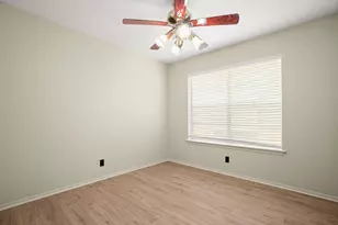 7302 Sevilla Dr, Austin, TX 78752 - Photo 19