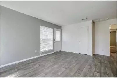 5009 Copperbend Boulevard #B, Austin, TX 78744 - Photo 3