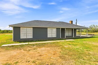 1871 Bridle Path Road, Luling, TX 78648 - Photo 33