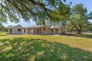 9 Wildflower Trail, Round Rock, TX 78664 - Photo 17