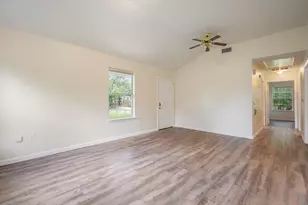 1500 Clyde St, San Marcos, TX 78666 - Photo 5