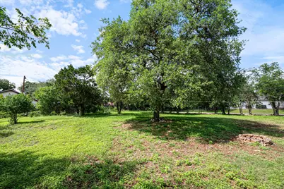 1500 Clyde Street, San Marcos, TX 78666 - Photo 37