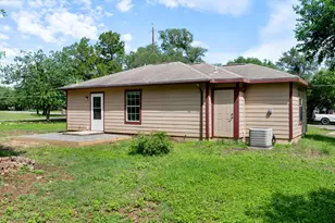 1500 Clyde St, San Marcos, TX 78666 - Photo 27