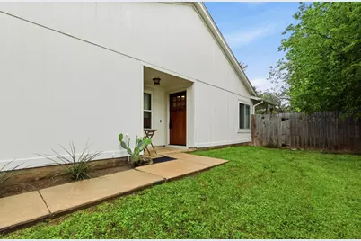 8108 Treehouse Lane, Austin, TX 78749 - Photo 3