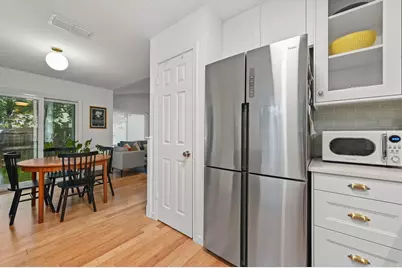 8108 Treehouse Lane, Austin, TX 78749 - Photo 15
