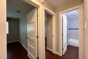 1900 Gracy Farms Ln, Austin, TX 78758 - Photo 7