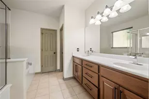 8608 Alophia Dr, Austin, TX 78739 - Photo 21