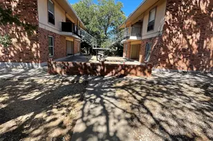 210 N Vanderveer St, Burnet, TX 78611 - Photo 1