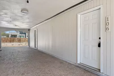 300 E Croslin Street #106, Austin, TX 78752 - Photo 23