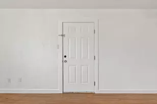 300 E Croslin St, Austin, TX 78752 - Photo 13