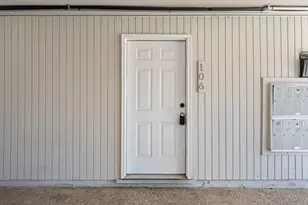 300 E Croslin St, Austin, TX 78752 - Photo 3