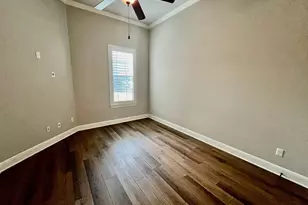 2210 University Club Dr Dr, Austin, TX 78732 - Photo 5