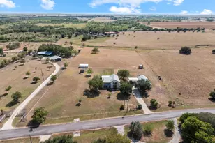 1100 Martindale Falls Rd, Martindale, TX 78655 - Photo 27