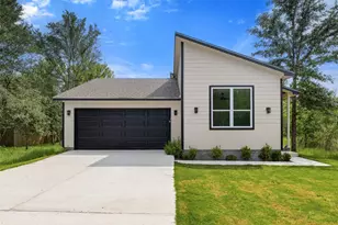 113 Mokulua Ln, Bastrop, TX 78602 - Photo 1
