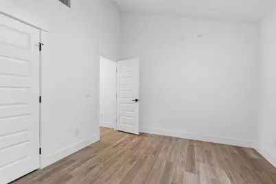 113 Mokulua Lane, Bastrop, TX 78602 - Photo 29