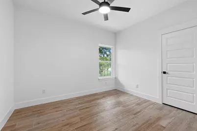 113 Mokulua Lane, Bastrop, TX 78602 - Photo 21
