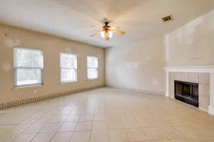 11021 Silo Valley Dr, Austin, TX 78754 - Photo 5