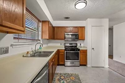 10429 Hess Drive, Austin, TX 78748 - Photo 3