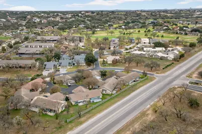 104 S Big Spur #7, Horseshoe Bay, TX 78657 - Photo 17