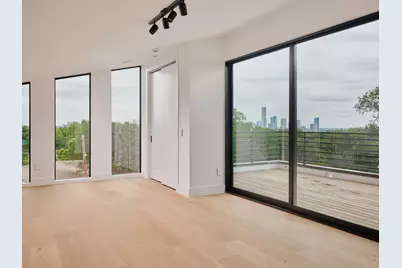 2013 Holland Avenue, Austin, TX 78704 - Photo 23
