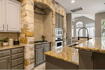 10804 Ariock Lane, Austin, TX 78739 - Photo 9