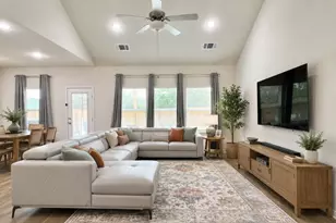 1600 Longhorn Ranch Dr, Leander, TX 78641 - Photo 3