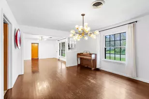 803 Peach St, Seguin, TX 78155 - Photo 7