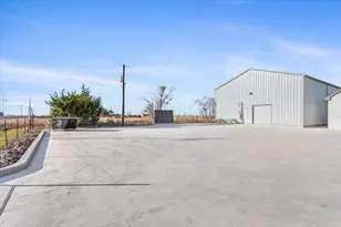 10940 Wedel Cemetery Rd, Rogers, TX 76569 - Photo 27