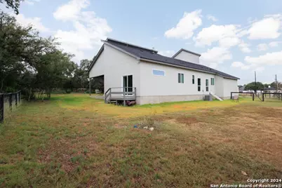 103 Hans Bell, Blanco, TX 78606 - Photo 27