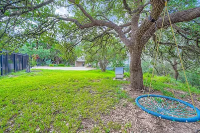 8132 Breeze Way, Jonestown, TX 78645 - Photo 37