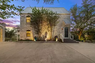 8132 Breeze Way, Jonestown, TX 78645 - Photo 7